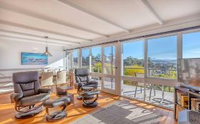 Mimosa Holiday House